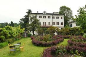 Гостиница Oasi Di Cavoretto  Турин
